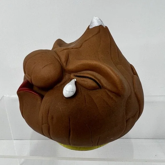 Europet Heimtierbedarf Crying Garlic Collectible Squeaker Rubber Toy 1989 3.5" - Picture 2 of 16